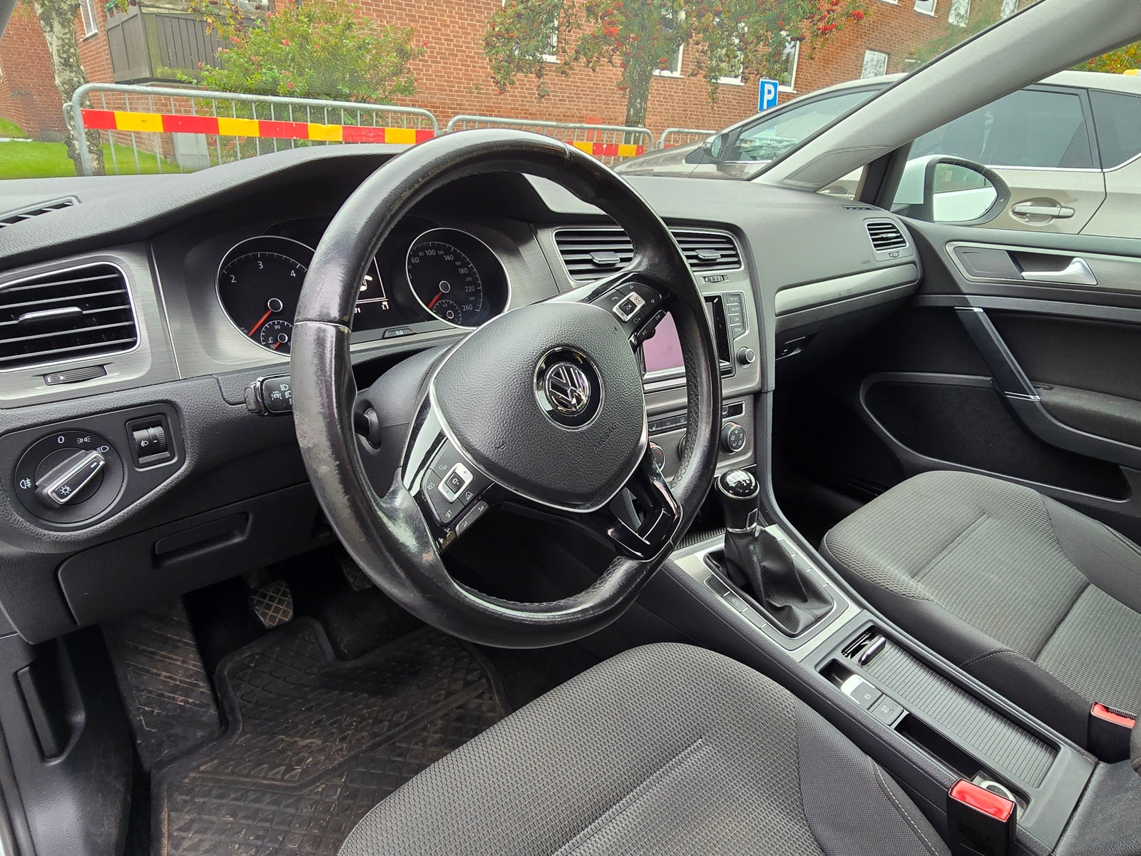 Volkswagen Golf 5-door 1.6 TDI DPF BMT Manual, 105hp, 2013