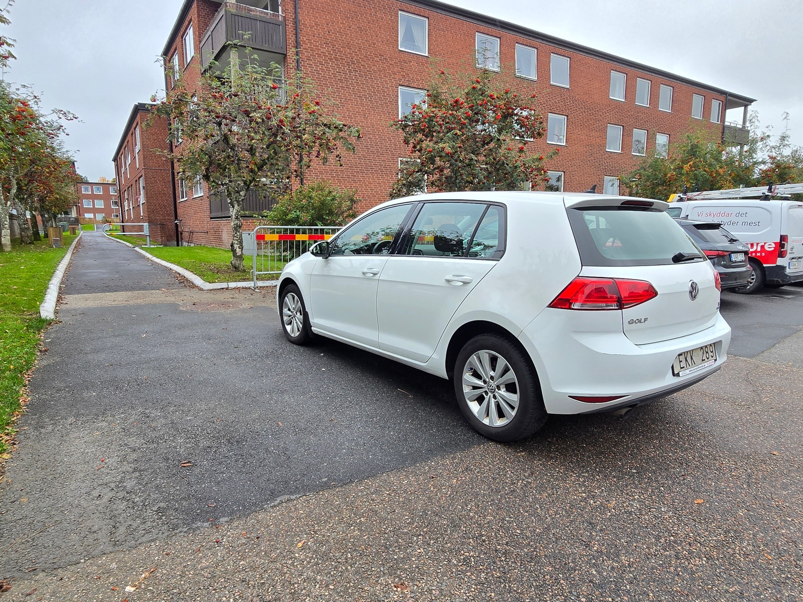 Volkswagen Golf 5-door 1.6 TDI DPF BMT Manual, 105hp, 2013