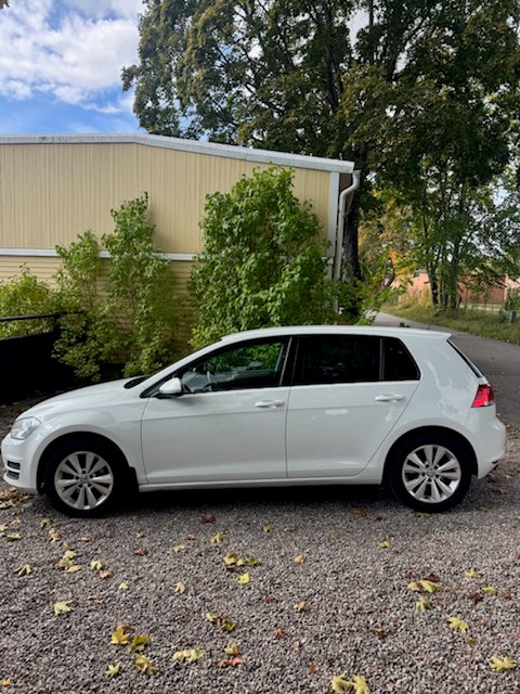 Volkswagen Golf 5-door 1.2 TSI BMT Manual, 105hp, 2014
