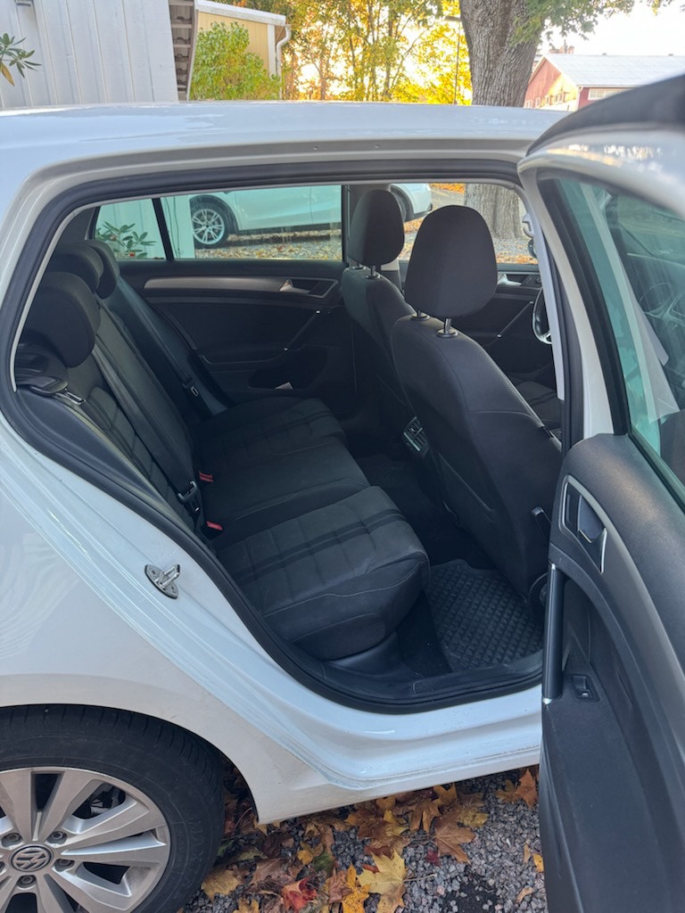Volkswagen Golf 5-door 1.2 TSI BMT Manual, 105hp, 2014
