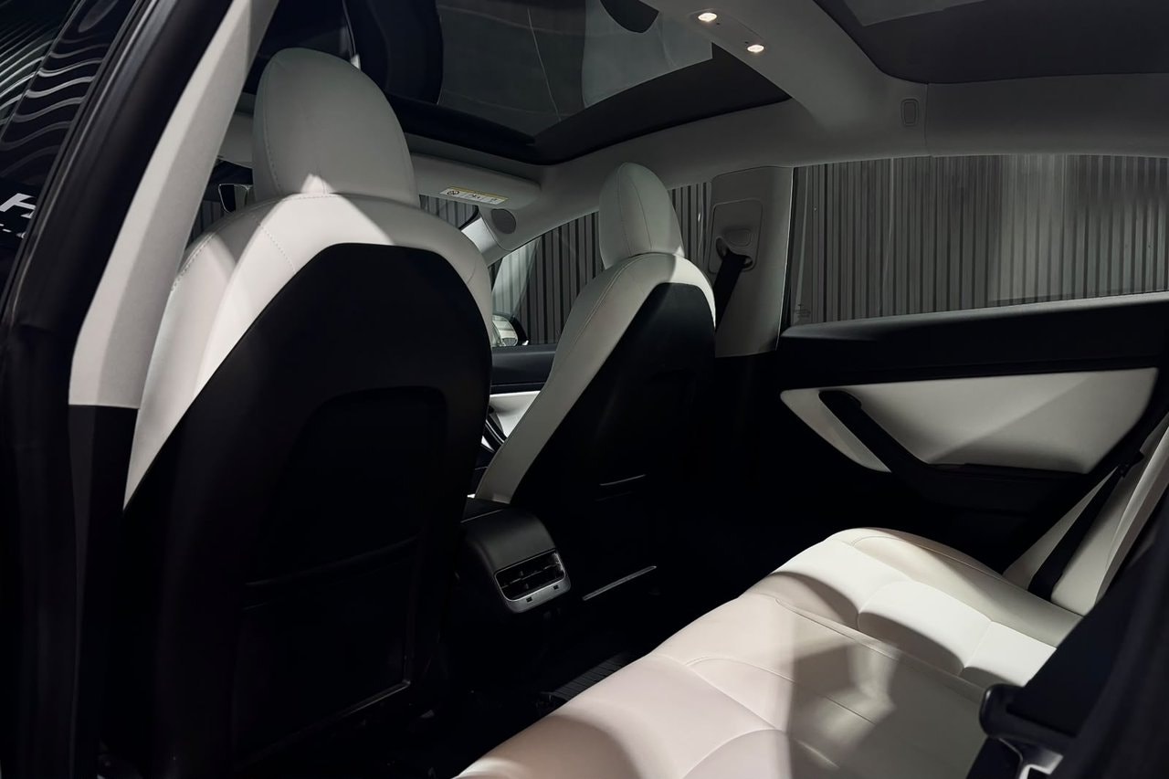 Tesla Model 3 Standard Range Plus, 325hp, 2020