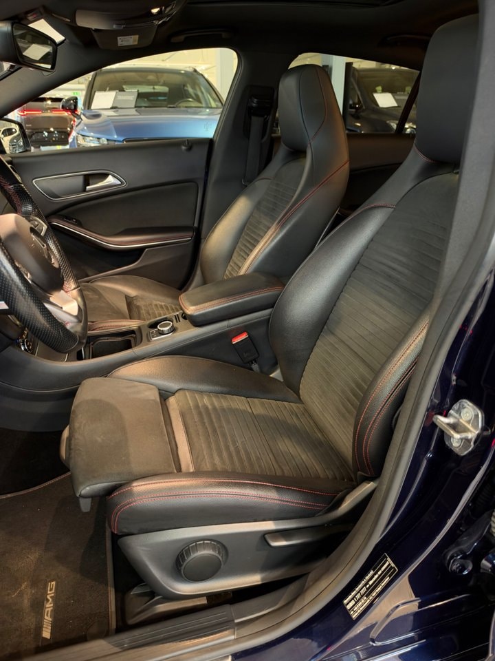 Mercedes-Benz CLA 220, miniatyrbild 3