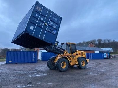 Omslagsbild för ContainerCarlsson