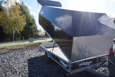 Omslagsbild för KBR Trailer
