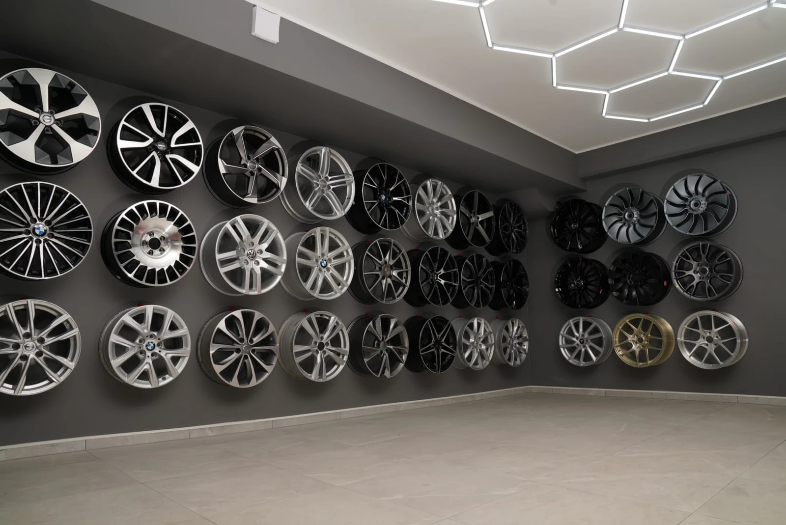 Omslagsbild för GARAGE 51