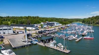 Omslagsbild för Dyviks Marina