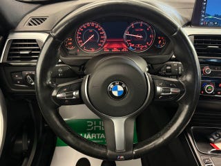 BMW 320d xDrive M Sport l Drag l Navi l Skinn l NyServ l – bild 10