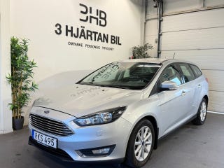 Ford Focus 1.5 TDCi Titanium l Kamera l CarPlay l l Farthållare – bild 1