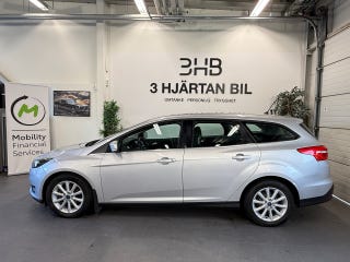 Ford Focus 1.5 TDCi Titanium l Kamera l CarPlay l l Farthållare – bild 2