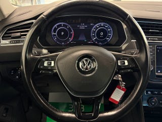 Volkswagen Tiguan 2.0 TDI GT 4Motion l Drag l Värmare l Cockpit l CarPlay – bild 10