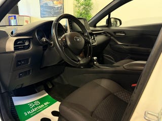 Toyota C-HR 1.8 Hybrid l B-kamera l Adaptiv Farthållare l PDC – bild 9