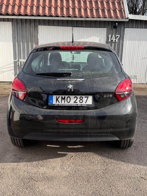 peugeot 208 2014