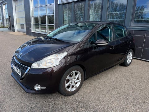 peugeot 208 2012