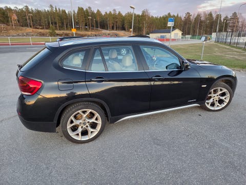 bmw x1 2011