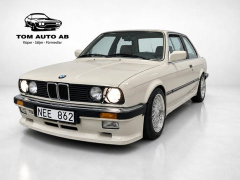 BMW 323i