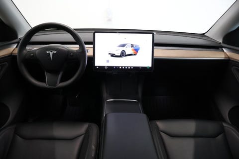 Tesla Model Y, instrumentpanel