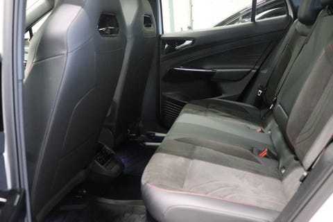 Volkswagen ID.4, baksäte