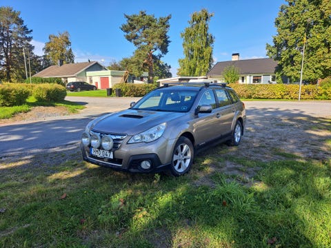Subaru Outback 2014