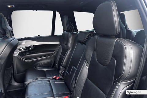 Volvo XC90 Recharge, baksäte