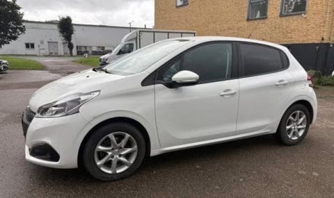 Peugeot 208 2015
