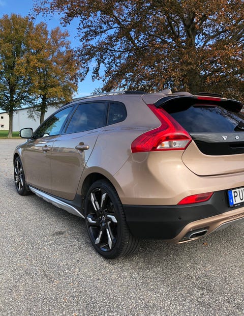 Volvo V40 Cross Country 2014
