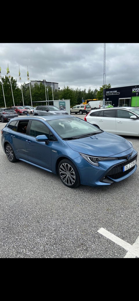 Toyota Corolla 2019 – bild 2
