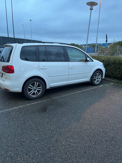 Volkswagen Touran 2011
