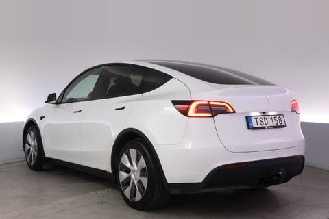 Tesla Model Y, bakifrån