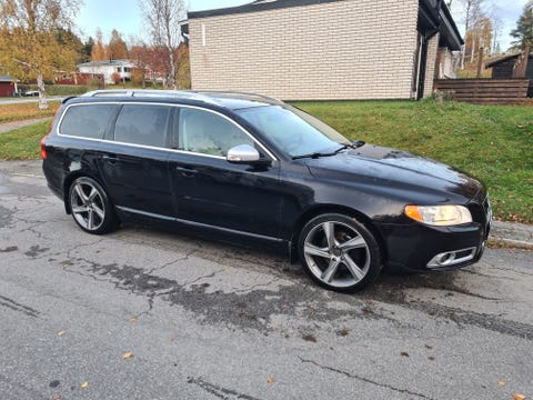 Volvo V70 2010