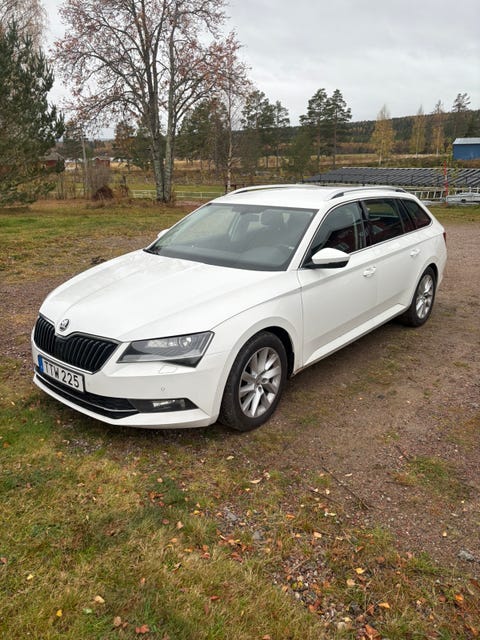 Skoda Superb 2016