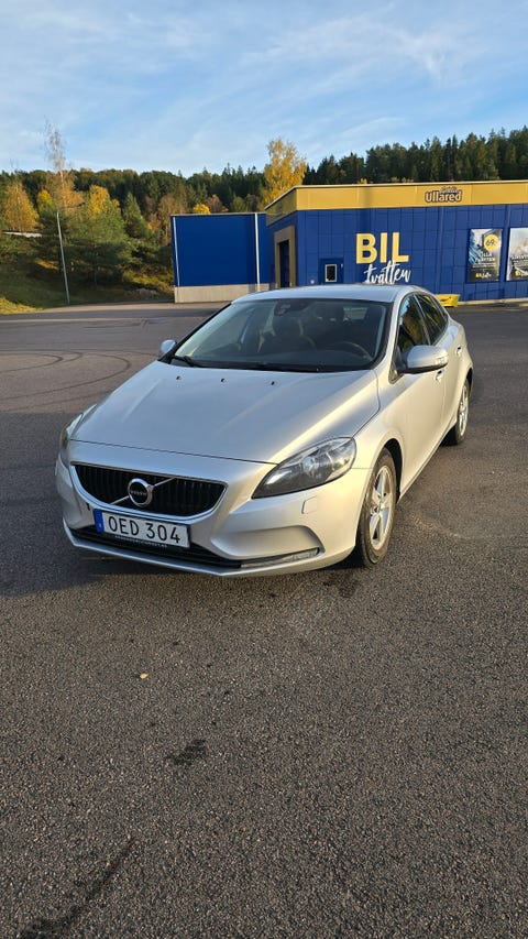 Volvo V40 2017