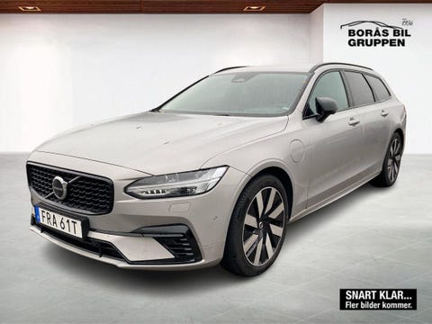 Volvo V90 2025