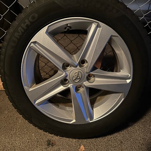 Toyota ms vinterdäck | Blocket