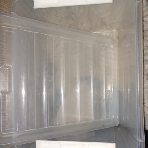 Samla låda med lock Ikea | Blocket