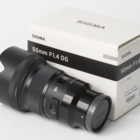 Sigma 18-35mm f/1.8 DC HSM Art Lens for Sony A