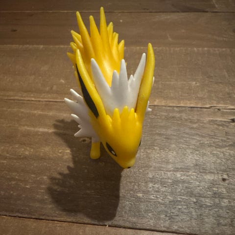 Pokemon Charizard Figur | Blocket