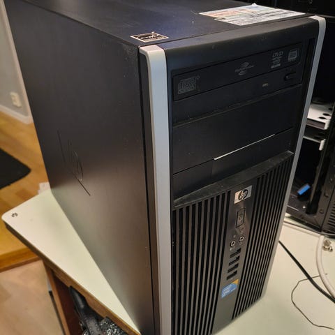 Retro dator med Windows XP | Blocket