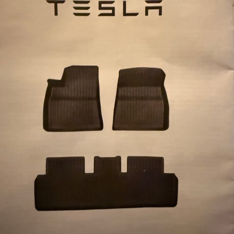 XMATS Premium Rubberen Matten Tesla Model 3 2017-2024 - 3-Delig All-Weather Vloermatten Set