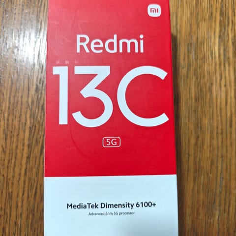 realme-c71-5g-6-128-gb-6-000-mah-batteri-45-w-laddning-helt-ny-och