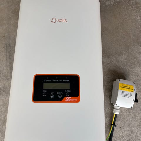 Epever Tracer 2210A MPPT solcellsregulator 20A 12/24V | Blocket