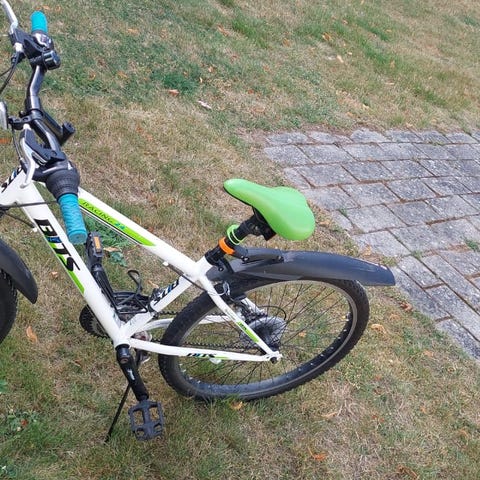 Cykel SCOTT 26 tum, 8 x 3 växlar och skivbroms | Blocket