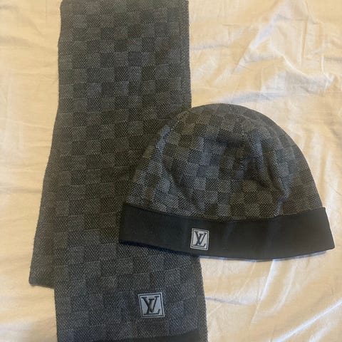 Louis Vuitton mössa one size blå ull | Blocket