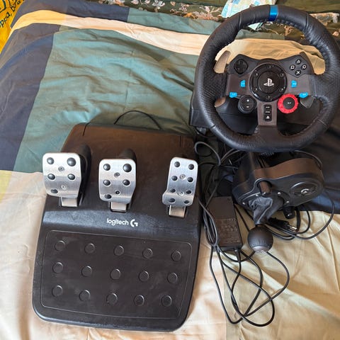 Logitech ratt och pedaler för spel | Blocket