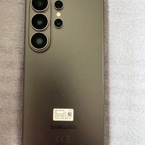 Samsung Galaxy S25 FE, 128 GB svart NY inkl. USB-C kabel och skärmskydd ...