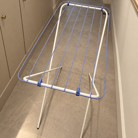 Hopfällbart Torkstativ / Tvättställ med Vingar & Skohållare | Blocket
