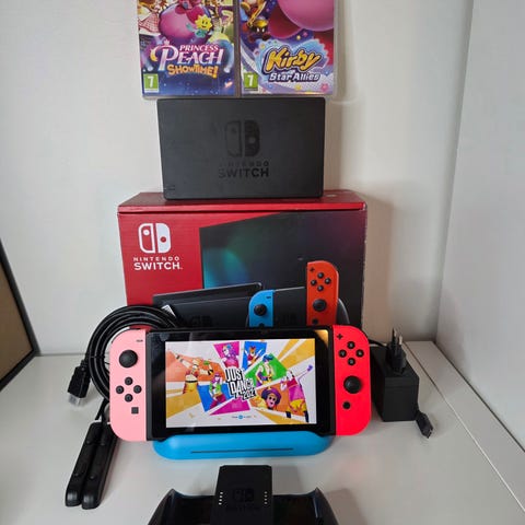 Switch V2 – Animal Crossing Edition + Physical Game + Isabelle Plush ...