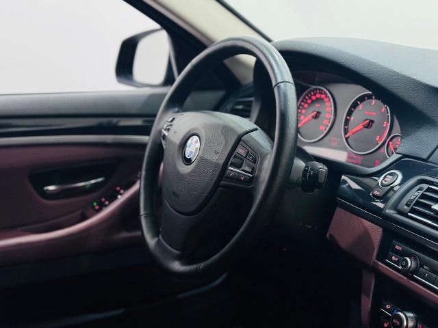 BMW 525 2014 – bild 4