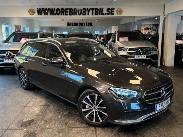Mercedes-Benz E300 2021