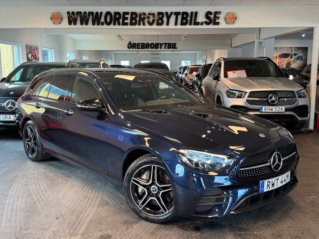 Mercedes-Benz E300 2022