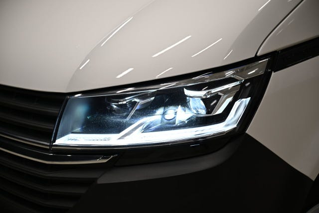 Volkswagen Transporter 2020 – bild 2
